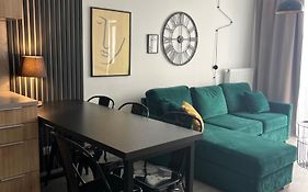 Apartament 44